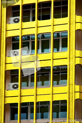 Image of  bangkok terrace  thailand  office    yellow palaces    fan