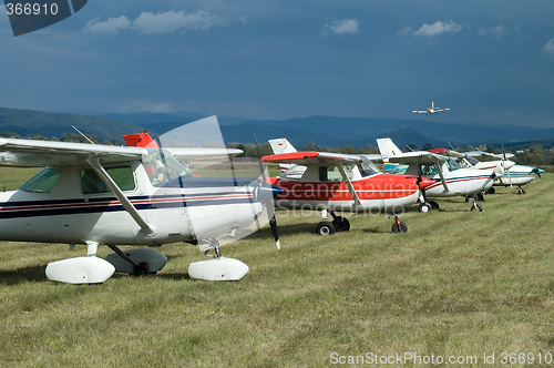 Image of aeroplanes