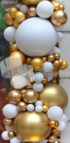 Image of Gold Baubles