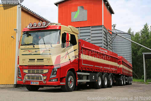 Image of Volvo FH16 750 For Grain Transport