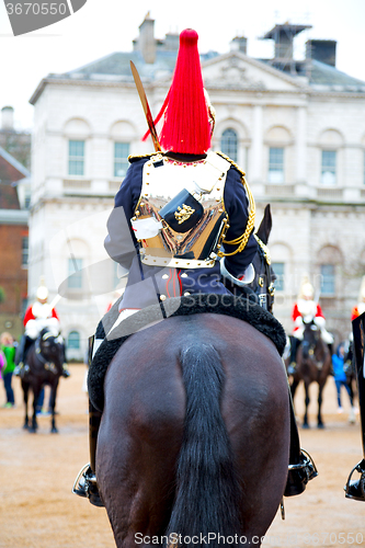 Image of in england horse  cavalry      the queen