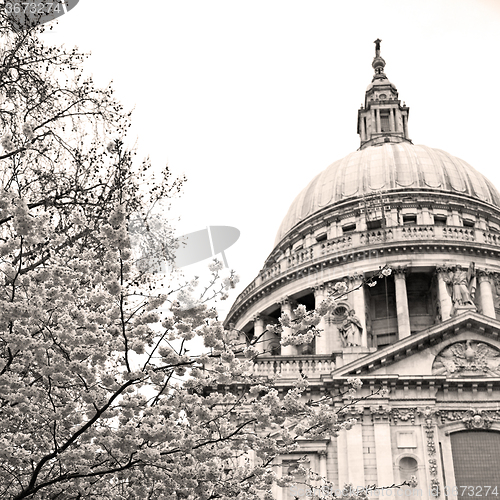 Image of st paul cathedral in london england old construction and religio