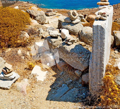 Image of sea in delos greece the historycal acropolis and old ruin site