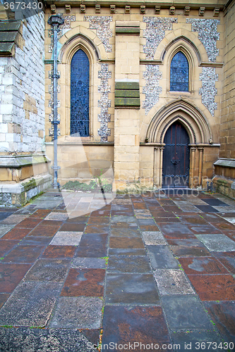 Image of door southwark  cathedral in london england  