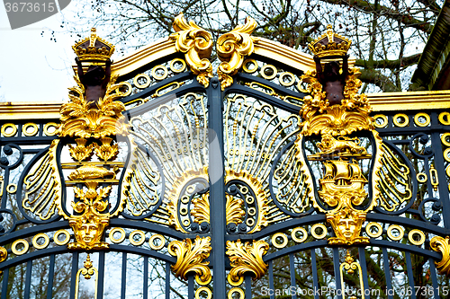 Image of in   the old metal gate  royal palace