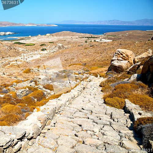 Image of temple  in delos greece the historycal acropolis and old ruin si