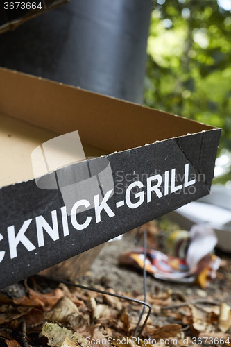 Image of Picknick litter lying on ground