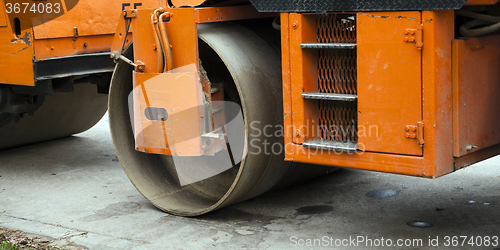 Image of   roller for road  