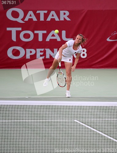 Image of Agnes Szavay playing at the Qatar Open
