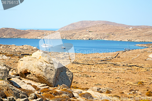 Image of temple  in delos greece the historycal acropolis and 