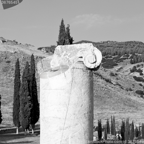 Image of old construction column    and the roman temple history pamukkal