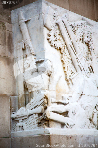 Image of historic   marble and statue  