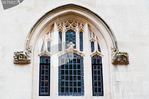 Image of old windon in england london brick and glass the wall 