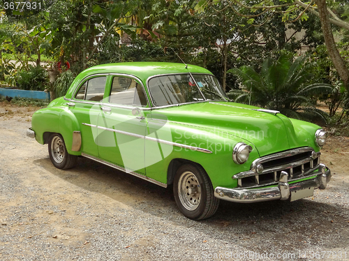 Image of classic car in Cuba