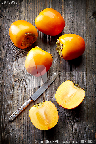Image of fresh ripe persimmons