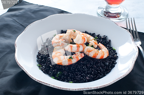 Image of Black rice with prawns fresh