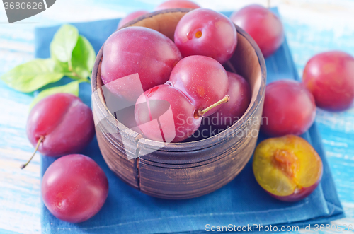 Image of plums