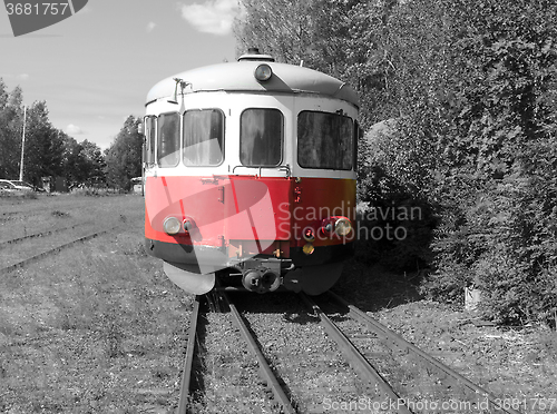 Image of one old railbuss on the station