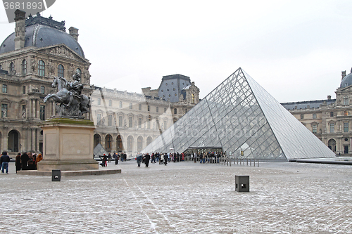 Image of Louvre