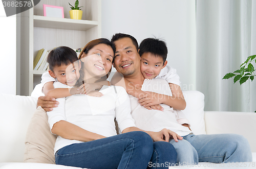 Image of asian family 