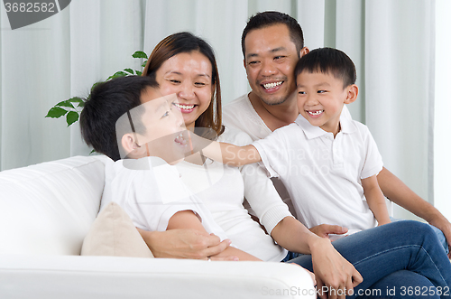 Image of Asian family