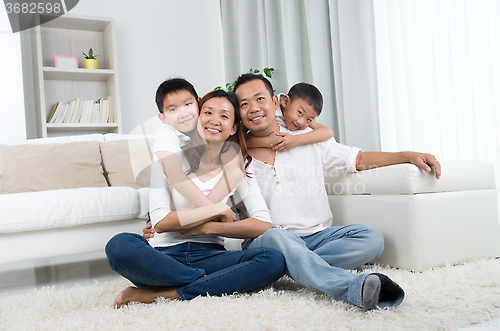 Image of asian family