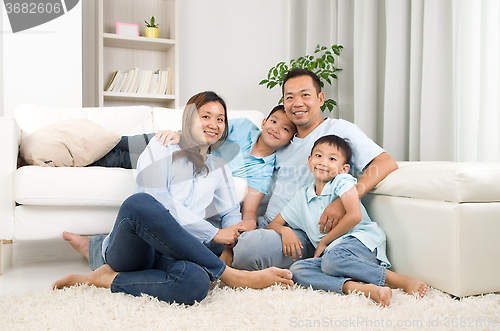 Image of asian family