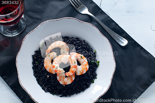 Image of Black rice with prawns fresh