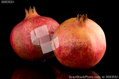 Image of ripe pomegranate fruit