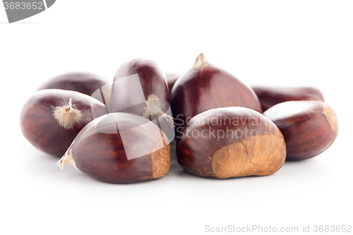 Image of Chestnuts with shell 