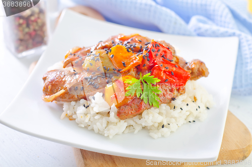 Image of rice with meat and vegetables