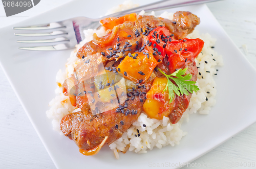 Image of rice with meat and vegetables