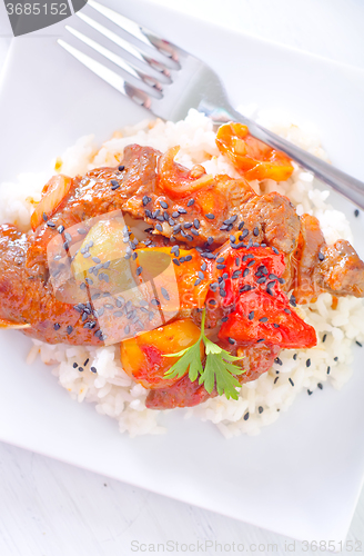 Image of rice with meat and vegetables