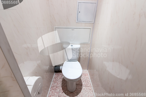 Image of bathroom with toilet in hostel
