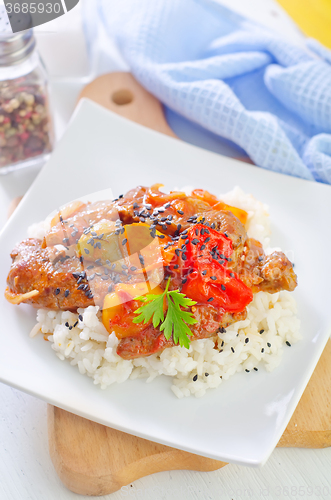 Image of rice with meat and vegetables