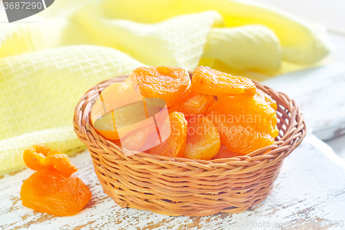 Image of dry apricots