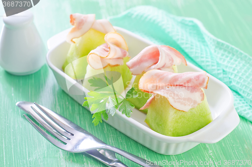 Image of ham and melon