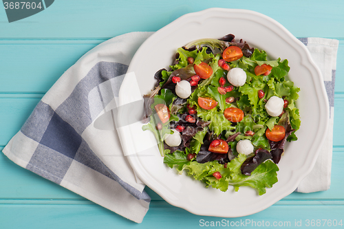 Image of Green salad on plate