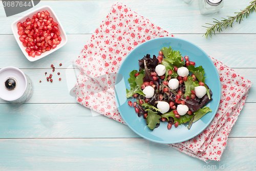 Image of Green salad on plate