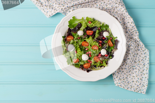 Image of Green salad on plate