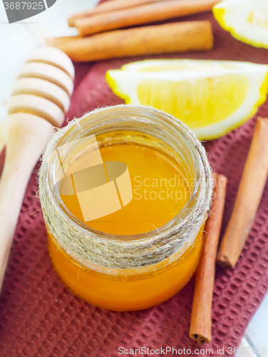 Image of honey,cinnamon,and lemon