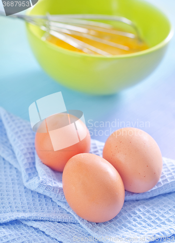 Image of raw eggs