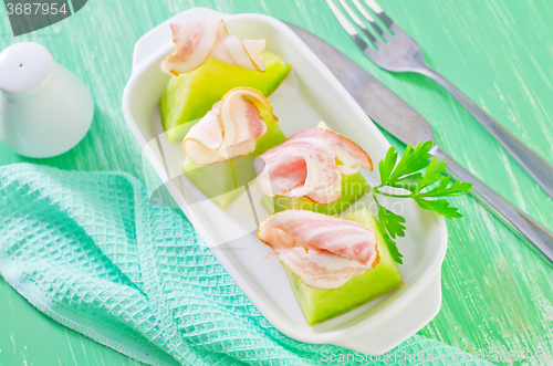 Image of ham and melon