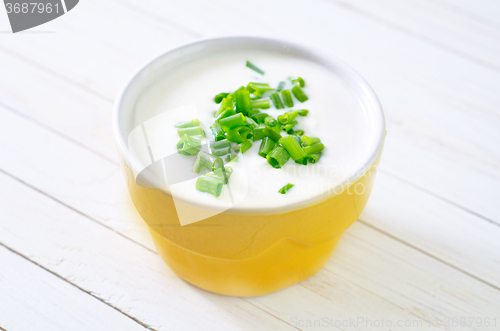 Image of sour cream with green onion