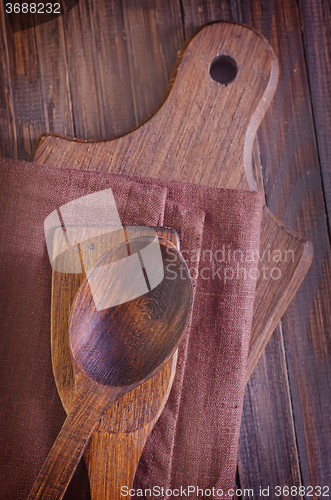 Image of wooden dishware