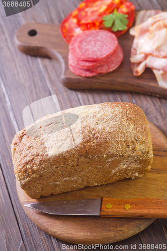 Image of bread, salami and bacon