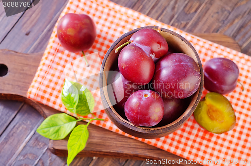 Image of plums