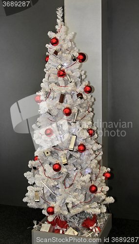 Image of White Christmas Tree