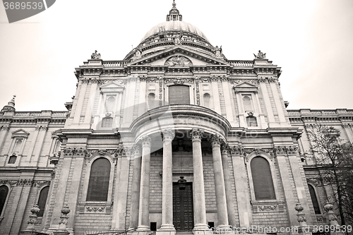 Image of st paul cathedral in london england old construction and religio