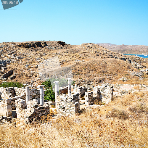 Image of temple  in delos greece the historycal acropolis and old ruin si